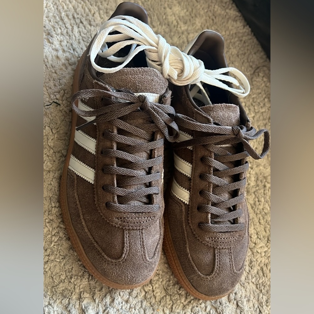 Adidas Women’s Spezial 7.5